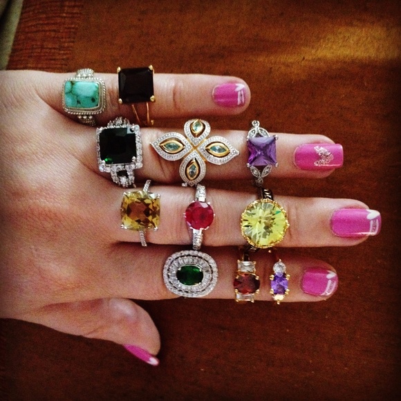 Meet your Posher, Rachel - Picture 4 of 8